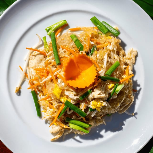 Pad Woon Sen Noodle.